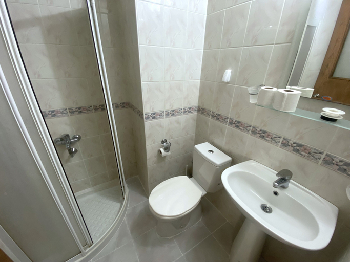 Bathroom 5, Prima Hotel, Antalya