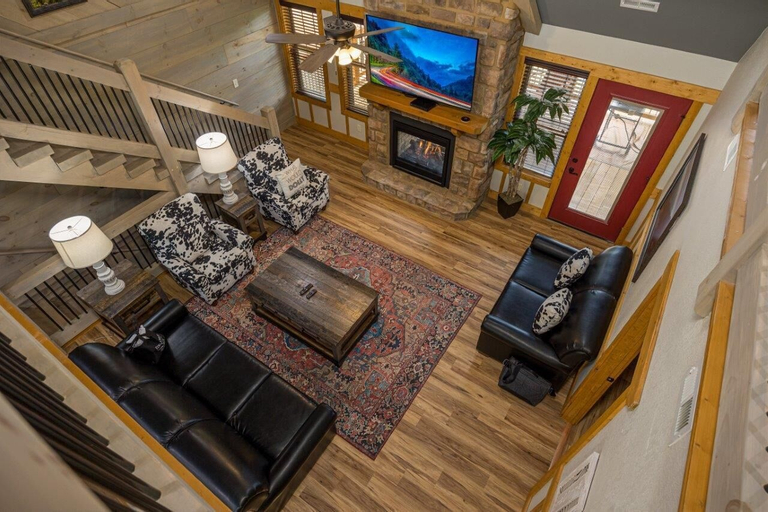 Others 5, Tri Star Lodge, Sevier