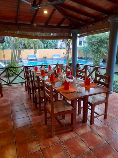 Food & Drinks, Jim's Beach Villas, Hikkaduwa