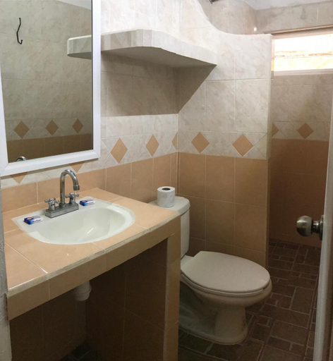 Bathroom 3, Bungalows El Rincon de La Riviera, Compostela