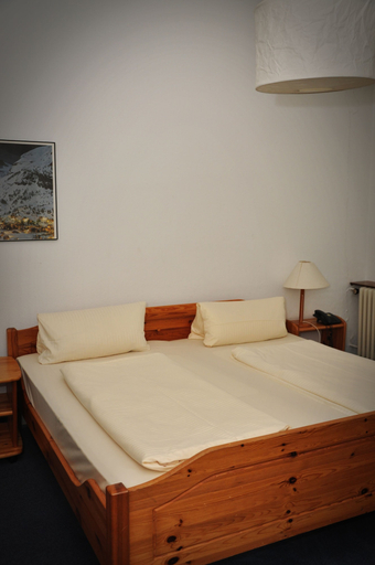 Bedroom 2, Hotel Litjes, Kleve