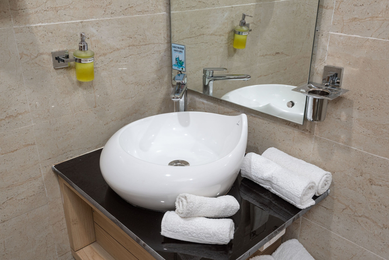 Bathroom 3, tatvam resort, Garhwal
