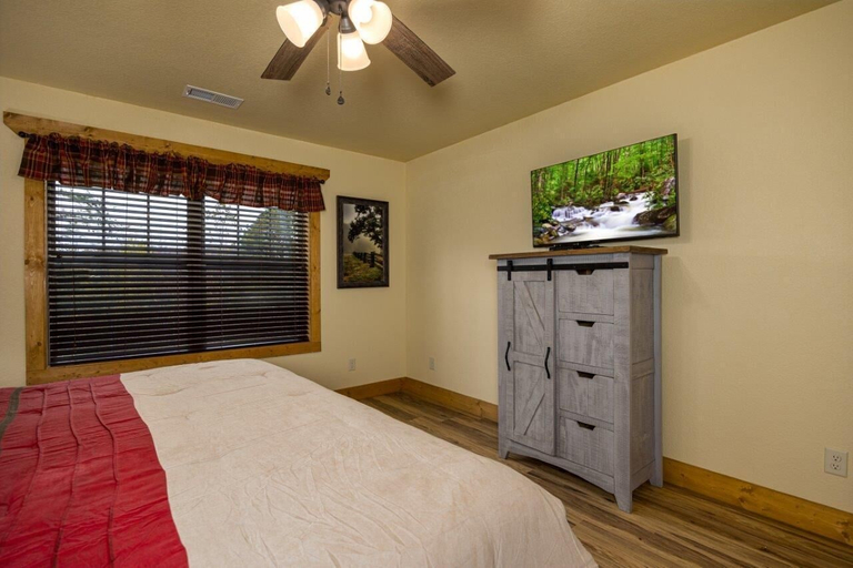 Bedroom 3, Harmony Peak, Sevier