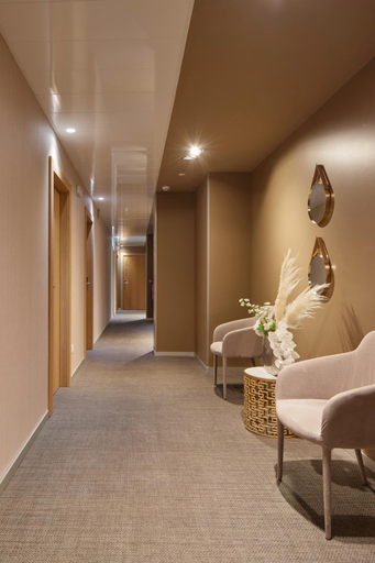 Public Area 3, Hotel Landaben, Navarra