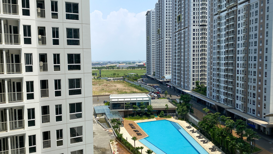 Exterior & Views 3, Compact Studio at Tokyo Riverside Apartment By Travelio, Tangerang