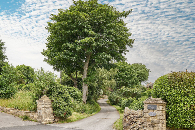 Others 5, Host Stay The Cottage Barn, Bradford