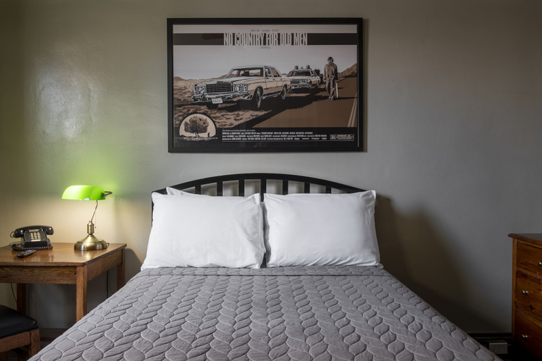 Bedroom 2, Gardner Hotel & Hostel, El Paso