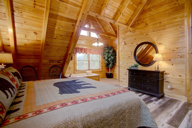 Bedroom 2, Belvedere, Sevier