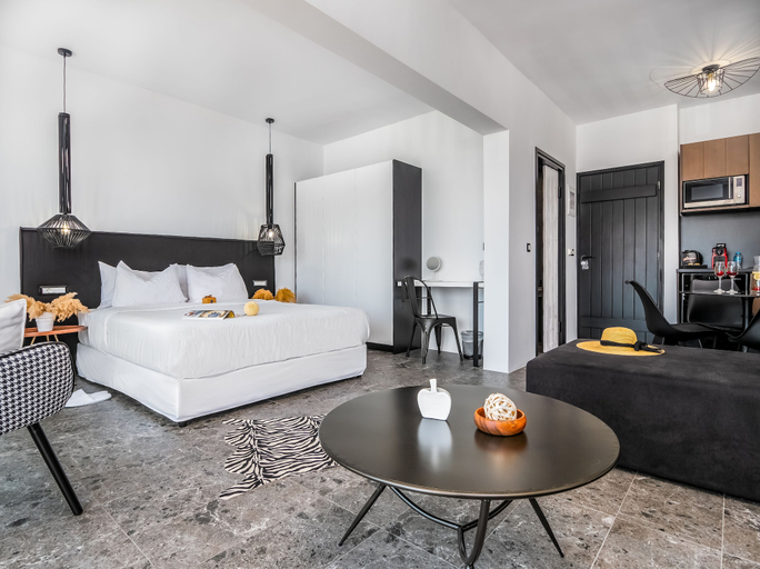 Bedroom 4, Kalypso Suites Hotel, Crete