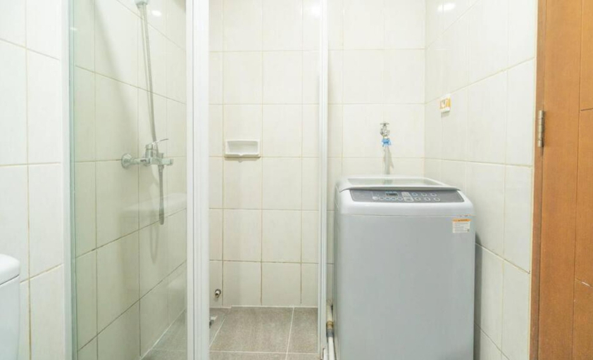 Bathroom 5, Stylish & Cozy Studio in central Jakarta, SCBD, Central Jakarta