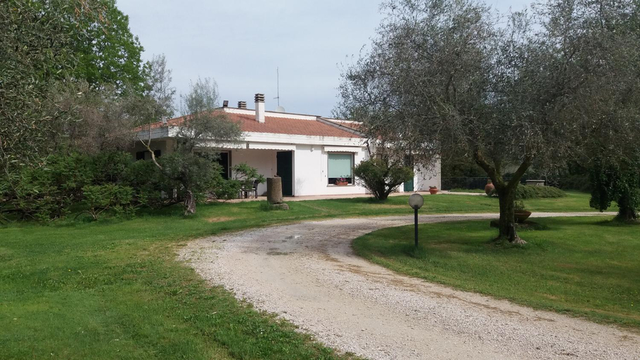 Others 4, A casa di Asia, Viterbo