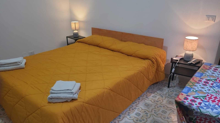 Bedroom 2, Bed and breakfast Villa Angelina, Messina
