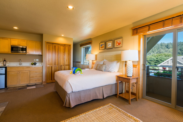 Bedroom 2, The Ocean Lodge, Clatsop
