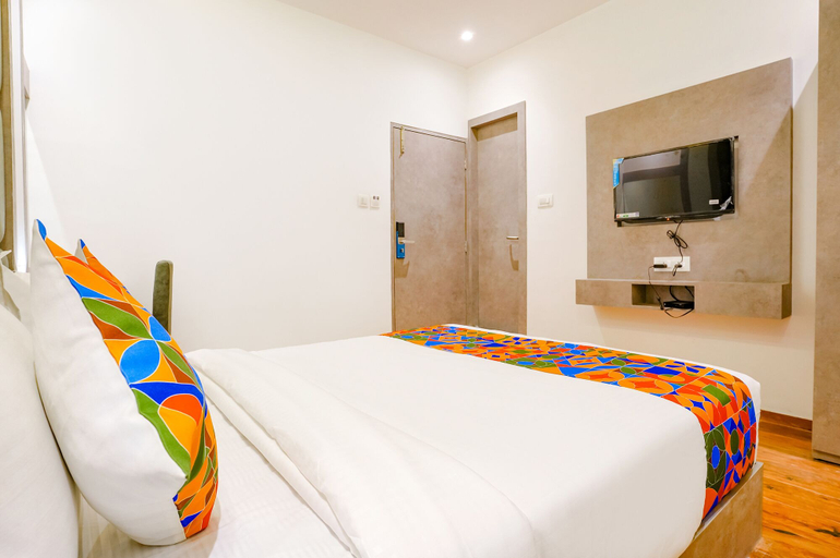 Bedroom 4, Hotel Gorrion, Mumbai Suburban