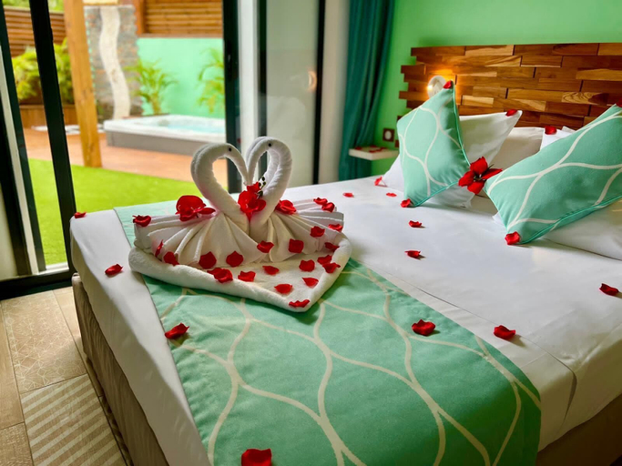 Bedroom 4, Kawan Bay Suites, Deshaies