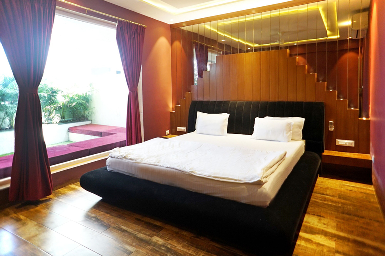 Bedroom 18