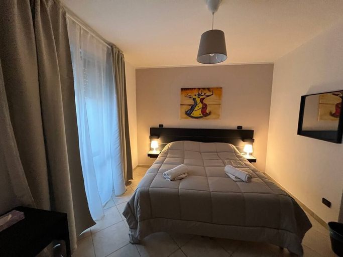 Bedroom 5, B&B Piazza Kolbe, Bari