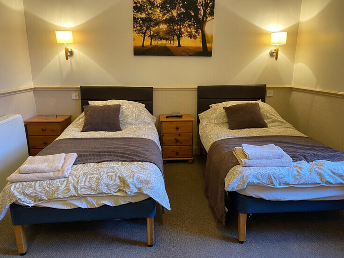 Bedroom 2, Queens Ground, Sheffield
