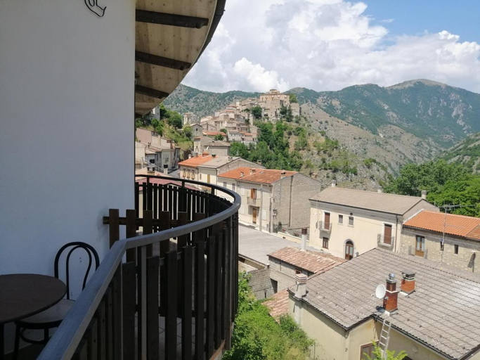 Others 3, B&B L'antico borgo, L'Aquila