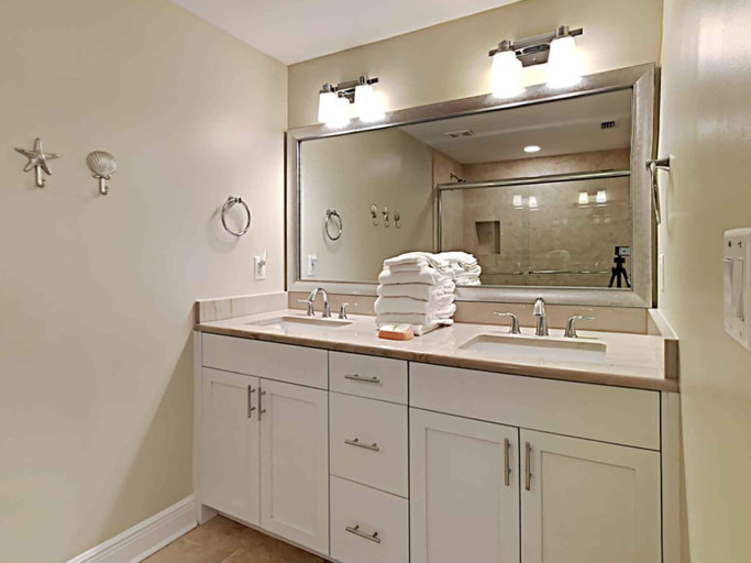 Bathroom 3, Belle Mer by Southern Vacation Rentals, Escambia