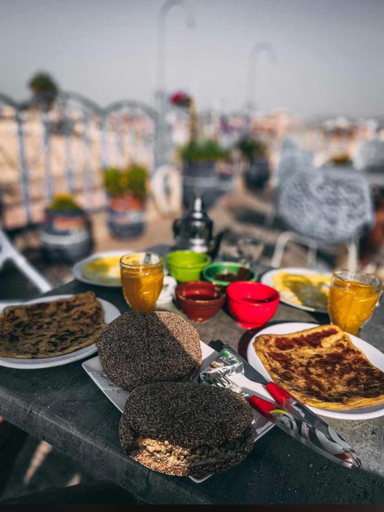 Food & Drinks 4, Hostel Essassi 23, Marrakech
