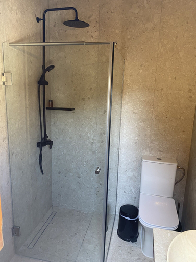 Bathroom 3, SPITI Calliope - ex House of Eleni