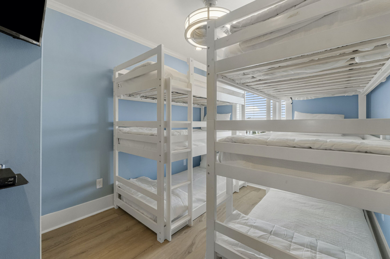 Bedroom 3, Beach House - Beach Please by PHG, Bay