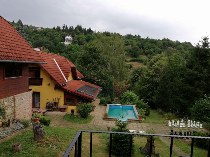 Others 5, Mohas Vendeghaz Koszeg Mohas ut 107, Kőszeg