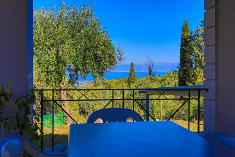 Room 3, Villa Chrisdina in Nymfes, Ionian Islands