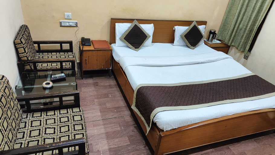 Bedroom 3, Hotel Vandana, Kota