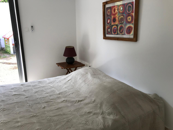 Bedroom 3, Villa Jasmin avec piscine chauffee a 50m plage et lagon, Saint-Paul