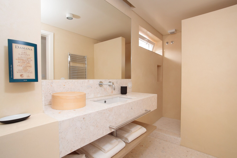 Bathroom 3, Hermitage Castelo - Casa Saint Jorge, Lisbon