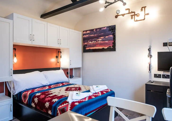 Bedroom 2, Eakley Stables - Woody, Milton Keynes
