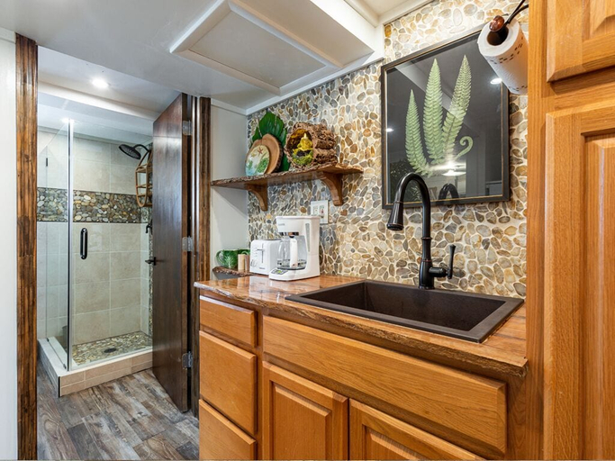 Others 5, Gilligans Island by Tybee Vacation Rentals, Chatham