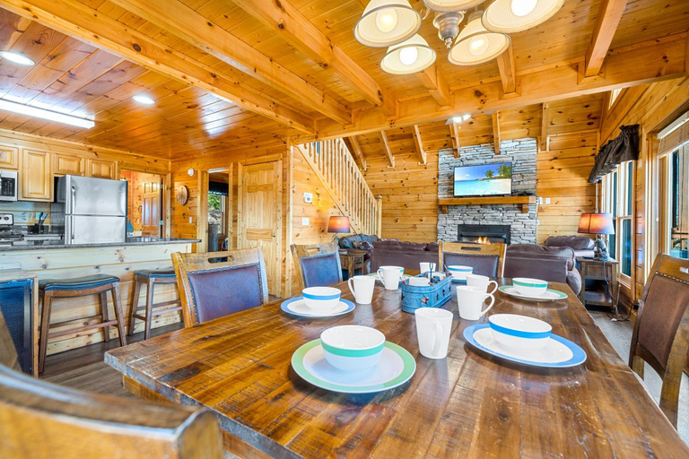 Food & Drinks, A Higher Calling, Spacious Smoky Mountain Getaway Perfect for Families & Groups, Sevier