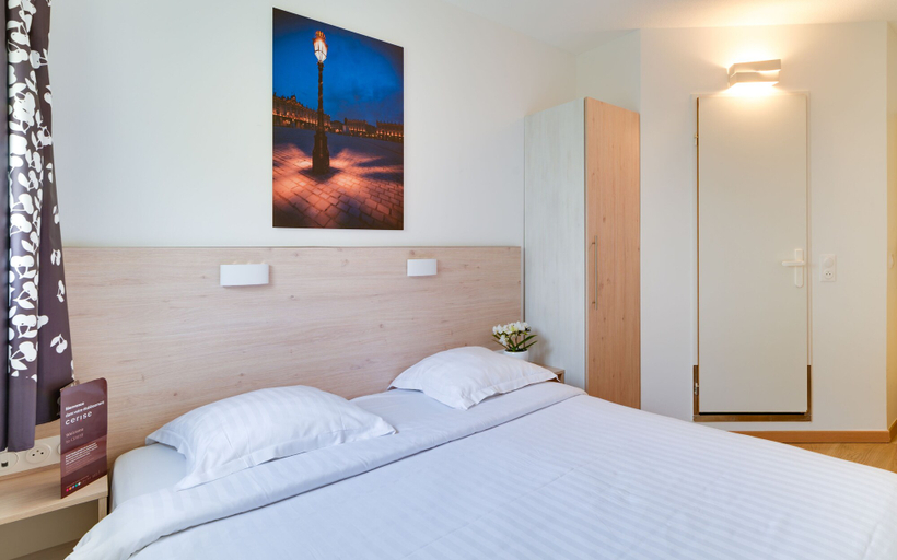 Bedroom 3, Cerise Nancy, Meurthe-et-Moselle