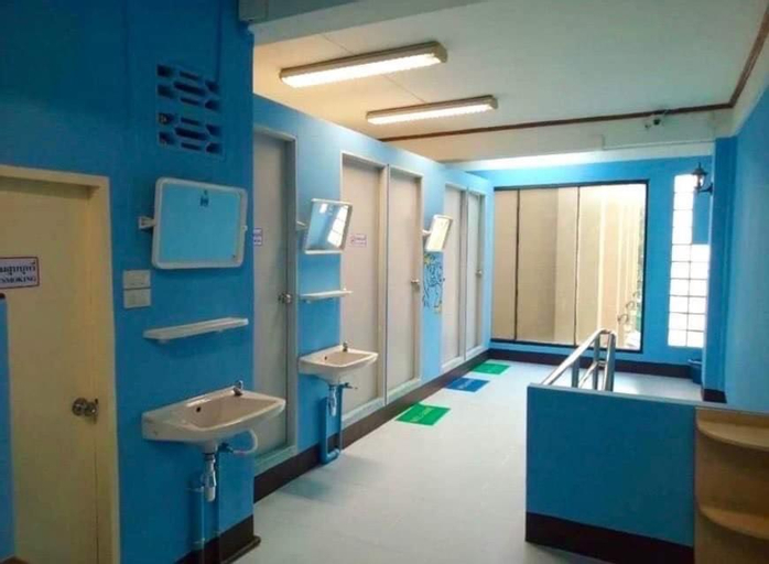 Bathroom 5