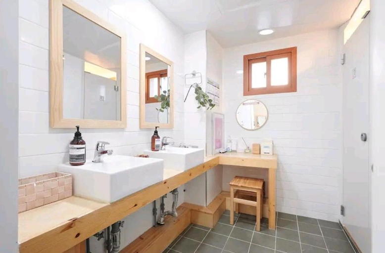 Others 4, Bliss penthouse2, Mapo