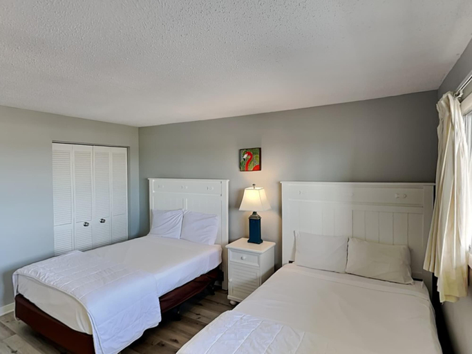 Bedroom 4, Regency Towers #710 by Resort Collection, Bay