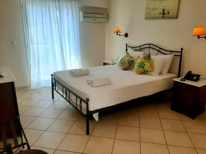 Bedroom 3, Romantica Hotel, Attica