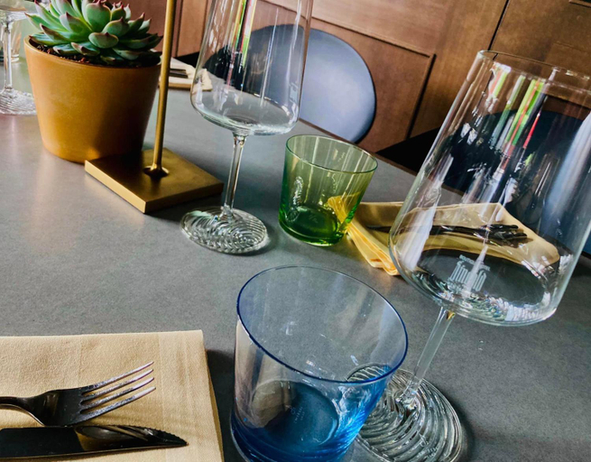 Food & Drinks 4, Das SinGold Hotel mit Highspeed WLAN und digitalem Schluessel, Augsburg