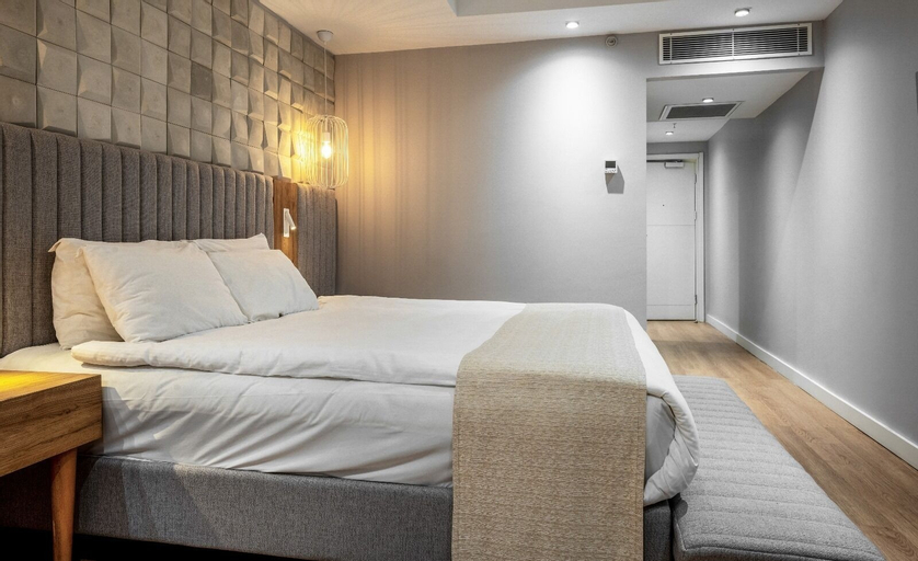Bedroom 11