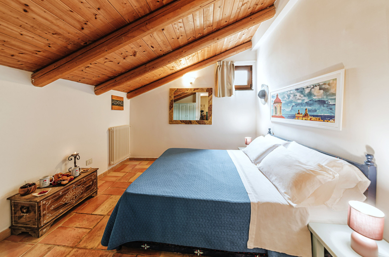 Bedroom 4, Villa Lieta, Napoli