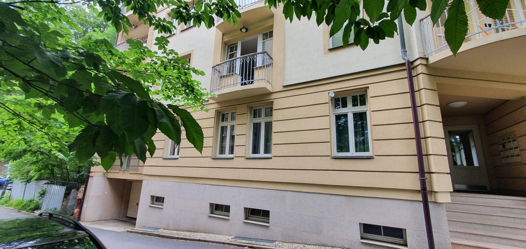 Others 3, Apartman 46m2 s balkonem v lazenskem centru, Karlovy Vary