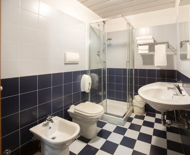 Bathroom 3