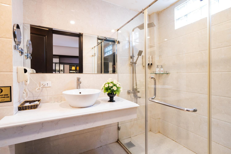 Bathroom 4, Hanoi Center Silk Charming Hotel, Hoàn Kiếm