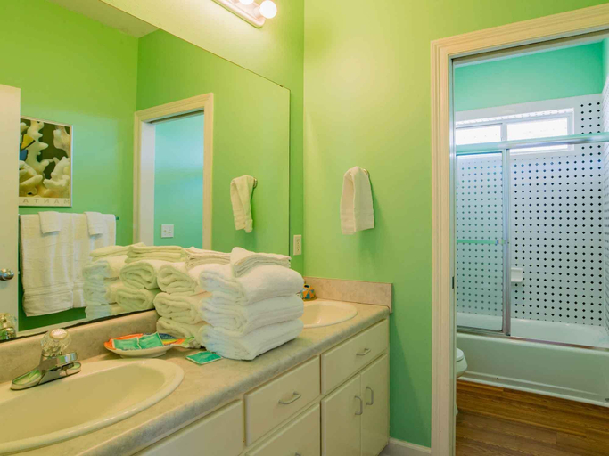 Bathroom 3, Sailfish by Southern Vacation Rentals, Escambia