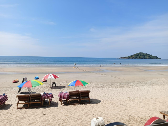 Others 5, Sea Walk Beach Resort, South Goa