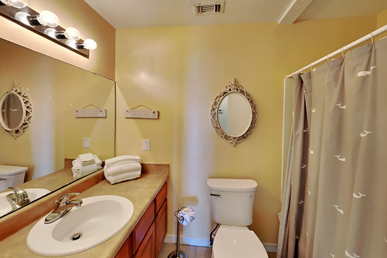 Bathroom 4, Sea Oats by Southern Vacation Rentals, Baldwin