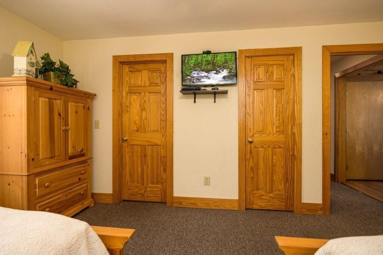 Bedroom 2, Briarstone Lodge Condo 13C - Two Bedroom Condo, Sevier